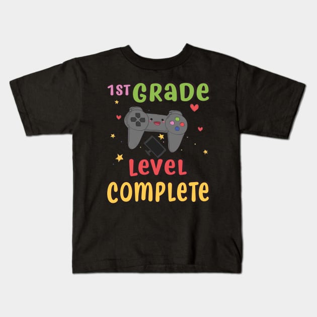 1st Grade Level Complete Video Gamer T-Shirt Graduation Gift Kids T-Shirt by Simpsonfft